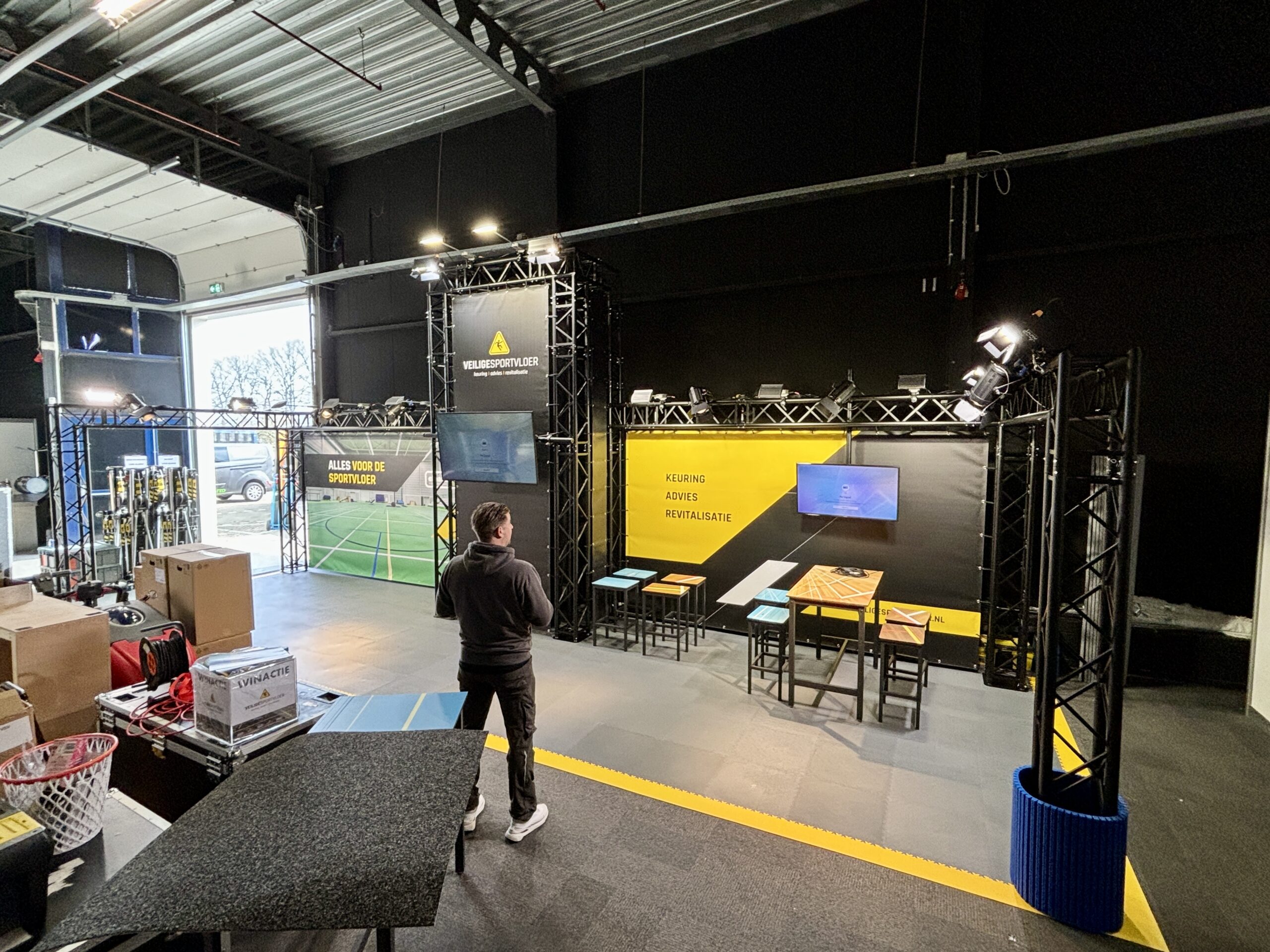 Master Partys truss carre huren zwart