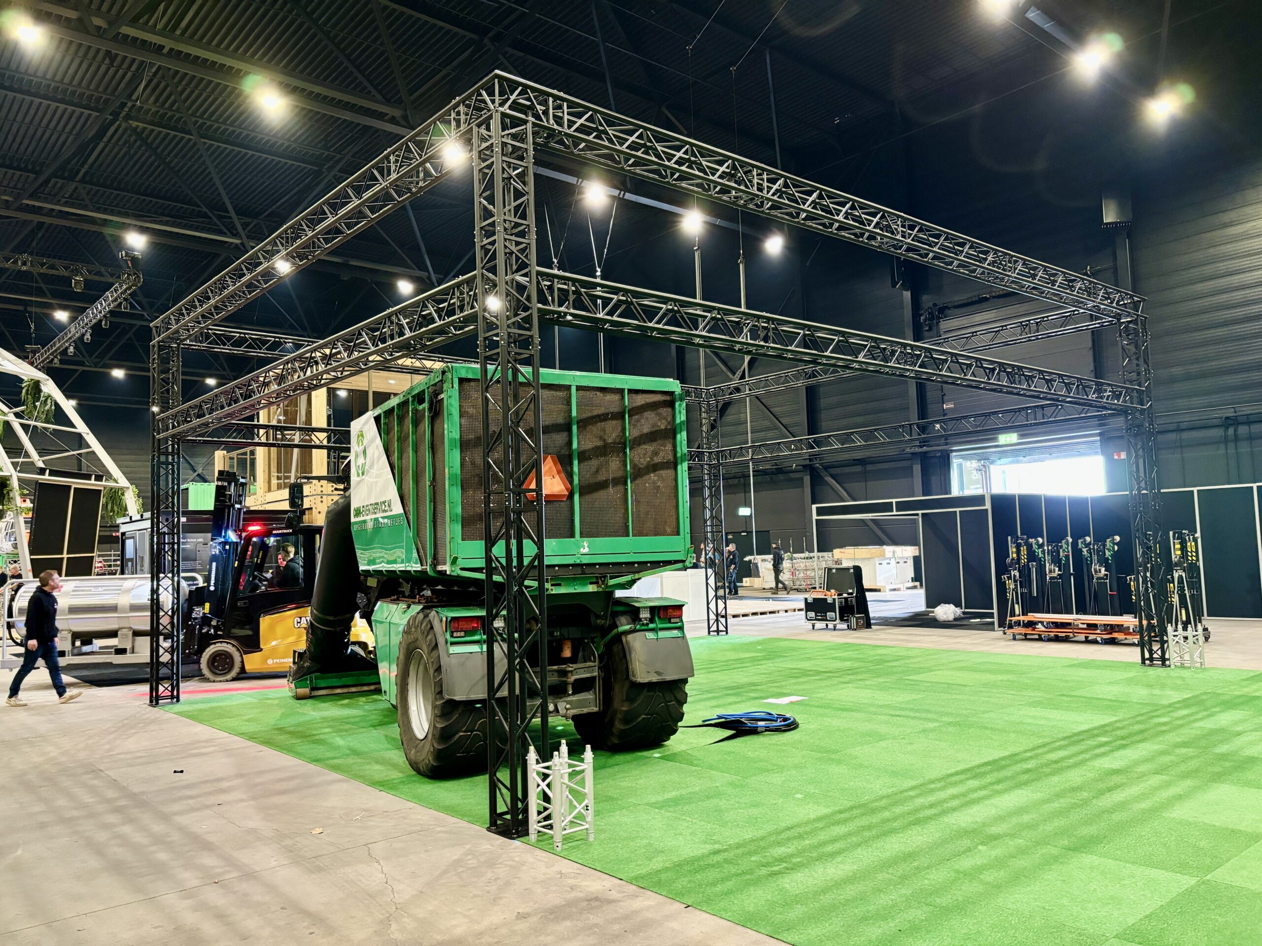 Master Partys truss constructie zwart huren